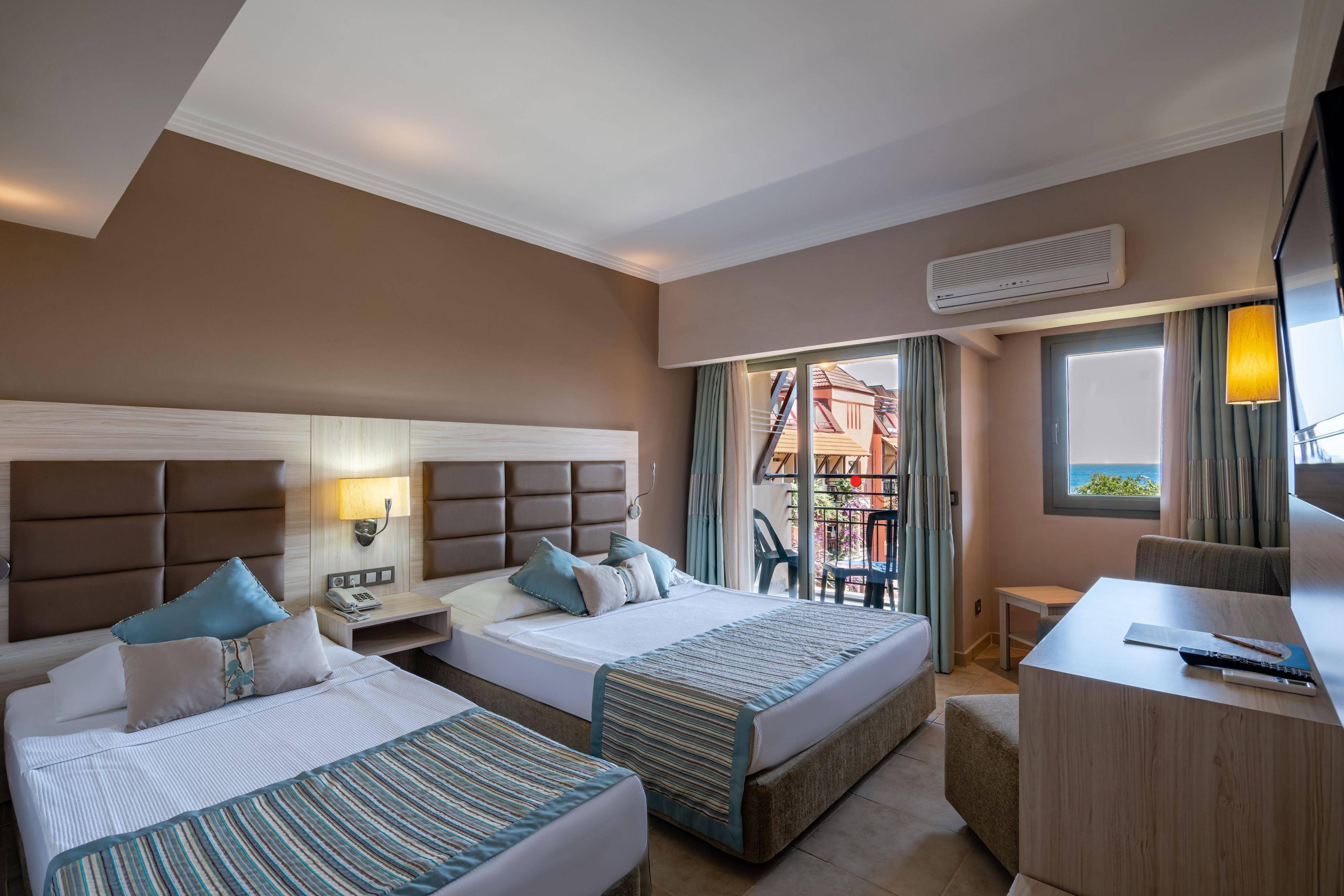 Palmeras Beach Hotel Payallar Εξωτερικό φωτογραφία